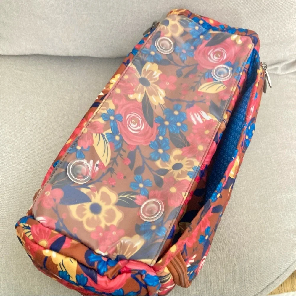 ✈️ Lug XXL Train Case Cosmetic Organizer – Floral Travel Case for Suitcase